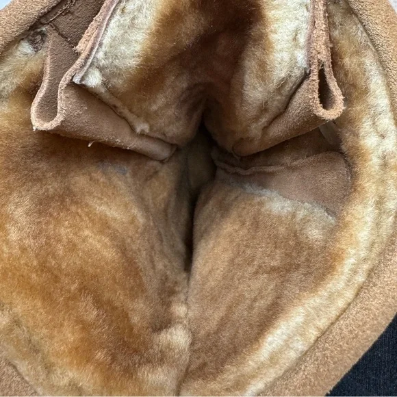 LL Bean tall suede tan moccasin boots shearling lined lace up w fringe. Sz 7.5 - Picture 13 of 14